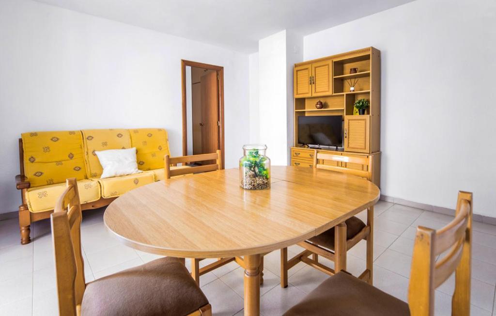 Stunning Apartment In Oropesa Del Mar Exteriér fotografie